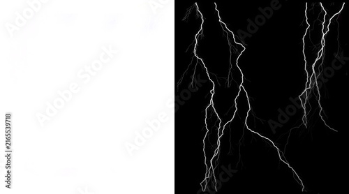 Foto Electric lightning bolt strikes on black background, realistic white thunderbolt