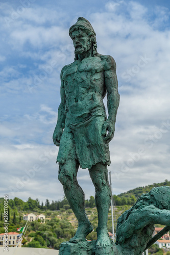 odysseus, statue, ithaca, greece, bronze, odyssey, homer, ulysses, hero, ithaki, vathy, ionian islands, sculpture, monument, greek islands, mythology, legend, ancient, epic, warrior, landmark, travel,