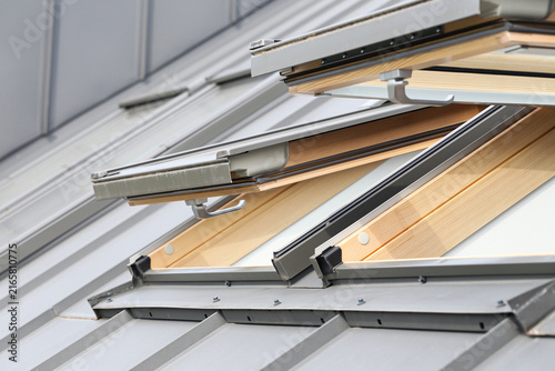 Canvastavla Open roof windows bring daylight into modern attic