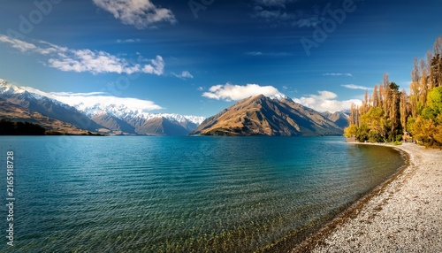 lake wanaka and mt aspiring new zealand