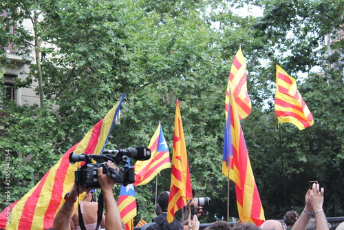 Foto Crowd waiting for the Pope Leo XIV during his visit to La Sagrada Familia