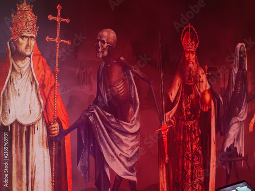 Foto Wandmalerei mit vier Figuren