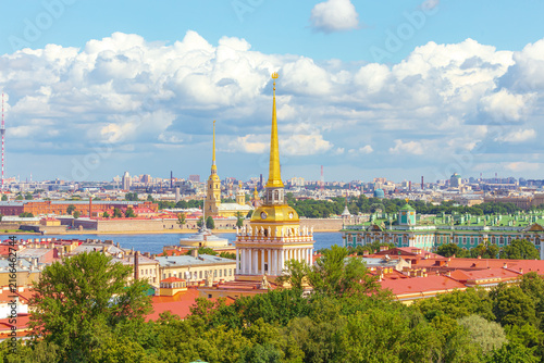 Fotografía The spire of the Admiralty and St
