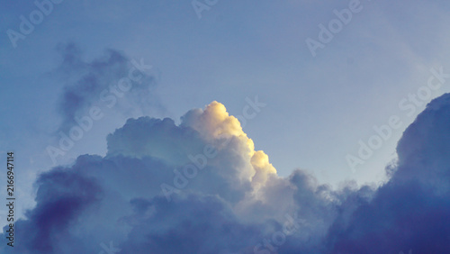 Photography clouds in the sky with the sun shining