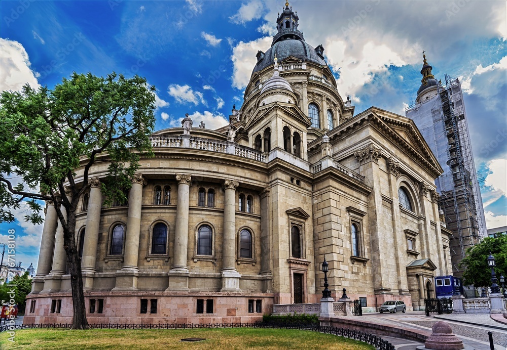 Obraz premium Downtown Budapest in summer, Hungary, Europe, June 2026, cathedral