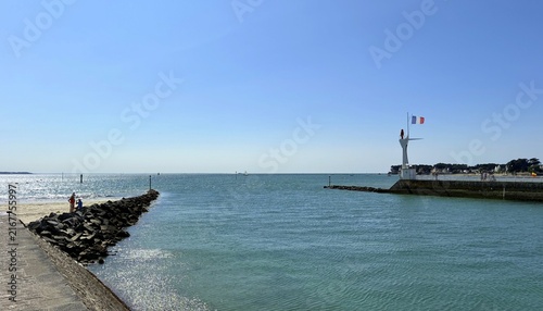 ville du Pouliguen, port et plage