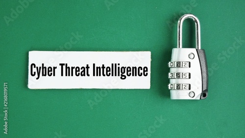 фотографія Key and paper with the word Cyber ​​Threat Intelligence