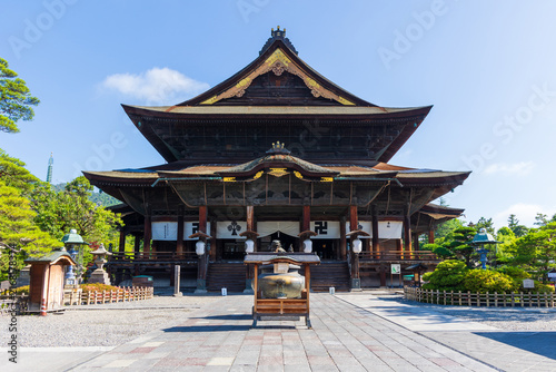 日本の風景・初夏　長野　善光寺　本堂（国宝）