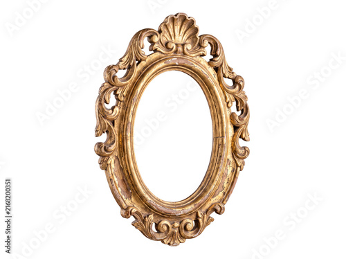 Vintage ornate gold oval picture frame with shell motif, distressed antique finish, isolated on transparent background.