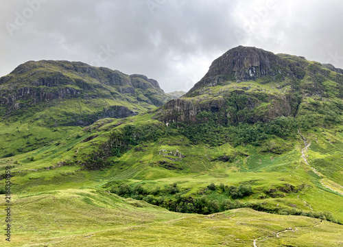 фотографія Mountain Landscape of the Three Sisters of Glencoe, Scottish Highlands, Scotland