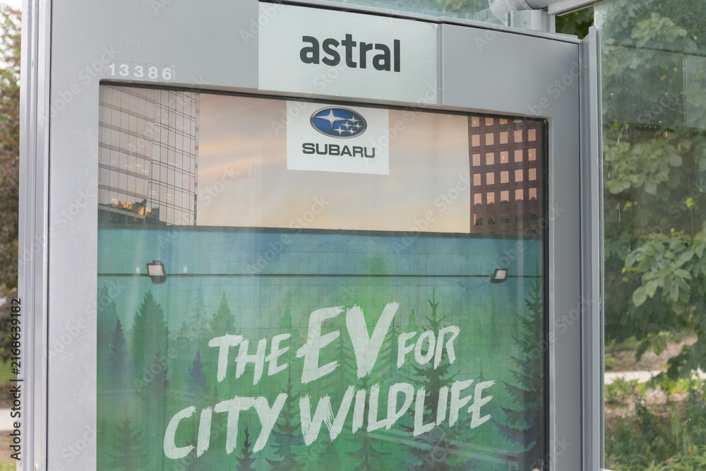 Obraz premium Subaru auto poster (Astral Out-of-Home, a division of Bell Media, manages advertising on Toronto’s transit shelters)