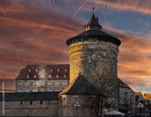 Taking a walk through the city of Nuremberg (Germany) at night