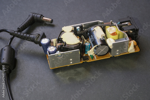 Inside modern electronic power supplies
