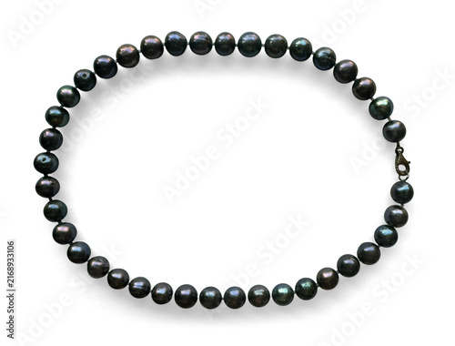 Black Pearl Beaded Necklace With Metallic Clasp Arranged In Oval Shape