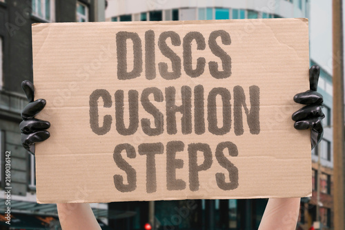 Fotografie "Discs cushion steps" Cartilage pads absorb locomotion forces
