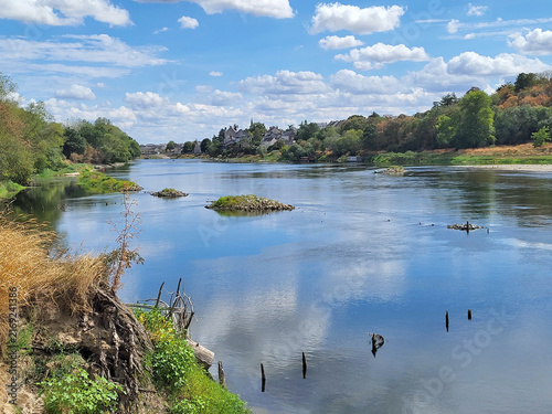 La Loire, avec Chalonnes-sur-Loire à l'horizon. Anjou, Maine et Loire, Pays de la Loire, France.