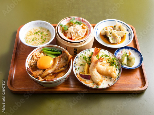本格中華のランチプレート
