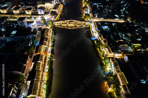 Foto Tangqi Town Ancient Waterway at Night, Hangzhou Aerial View