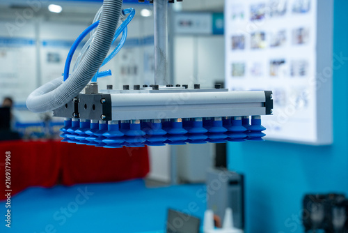 Obraz na płótnie Industrial robotic vacuum gripper for automated material handling