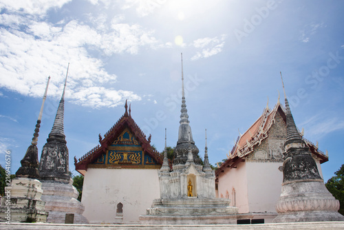 Quadro su tela Ancient ordination hall or antique ubosot for thai people travelers travel visit