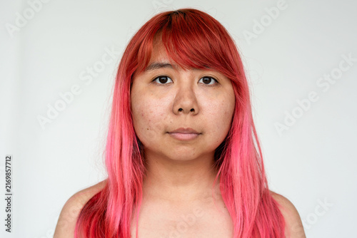 Obraz na płótnie Portrait with vibrant pink hair.