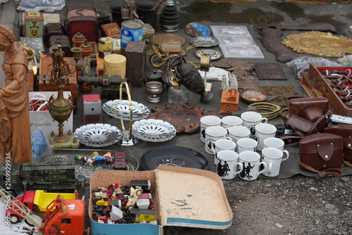 Obraz na plátně Diverse Vintage Flea Market Items Antiques and Retro Collectibles