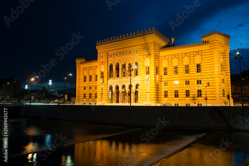 Foto National and University Library of Sarajevo, Bosnia and Herzegovina in Sarajevo