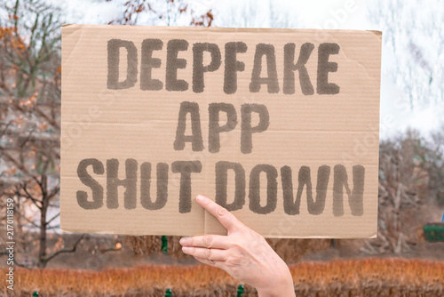 Canvastavla "Deepfake app shut down" Service generating fake nudes is terminated