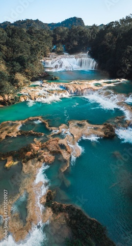 AGUA AZUL