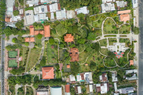 Obraz na plátně aerial view, drone shot, top down, panoramic, vo van kiet, memorial site, memori