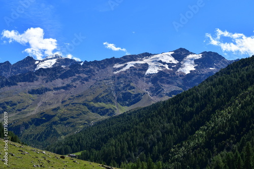 Schöne Landschaft in Langtaufer Tal in Südtirol 