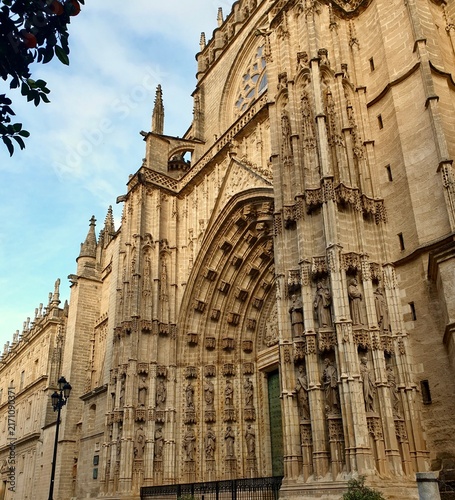 Canvastavla Gothic portal of Cathedral of Saint Mary of the See with intricate stone carving