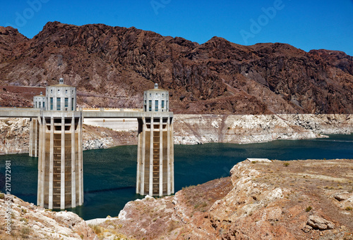 Konstfotografi Majestic Hoover Dam Intake Towers at Lake Mead