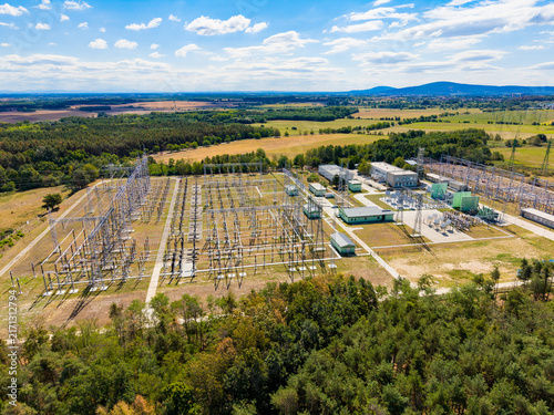 Konstfotografi Overhead view of an electrical power grid distribution station