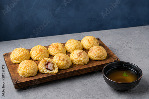 Japanese Akashiyaki Soft Octopus Egg Dumplings with Dashi Broth