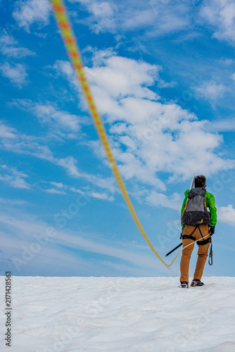 Obraz na plátně Roped mountaineer crossing a snowy glacier in Garibaldi Park
