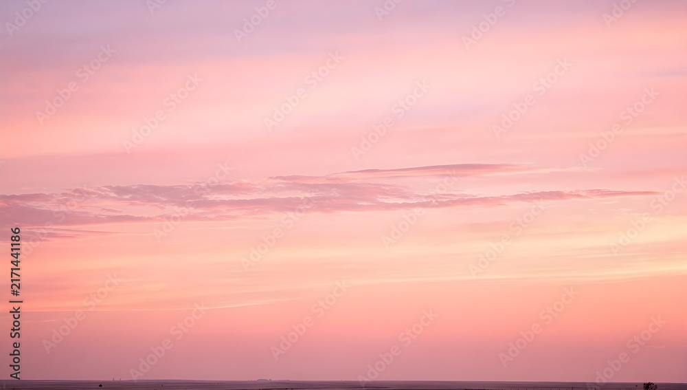 Fototapeta premium Minimal pastel sunset sky gradient 4K wallpaper