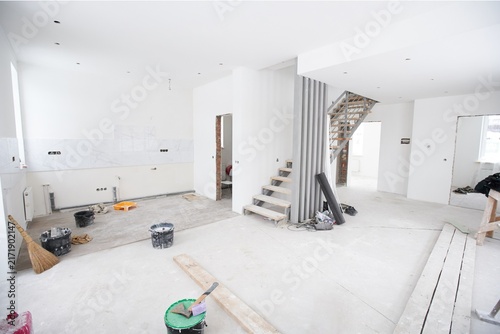 Obraz na płótnie Empty apartment room during major interior renovation and home remodeling with r
