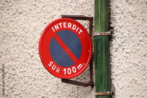 Interdiction de stationner