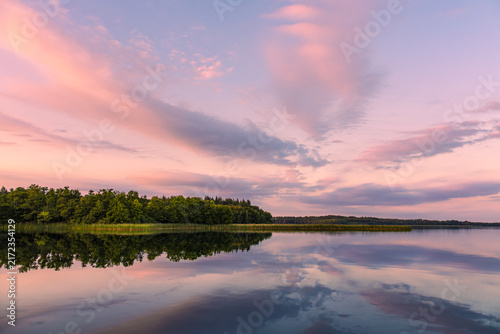 Abends am Schaalsee in Seedorf mit Wolken und Spiegelung