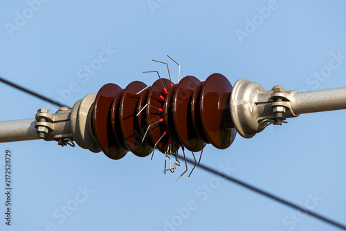 Porcelain disc insulator with spark gap on power line
