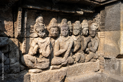 Cuadro en lienzo Borobudur temple stone carvings depicting ancient buddhist reliefs