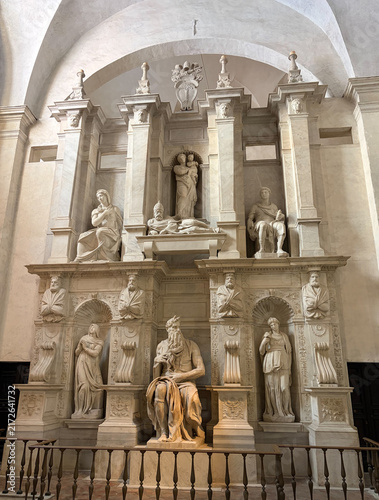 Foto Michelangelo Moses Statue Tomb Julius II San Pietro Vincoli Rome