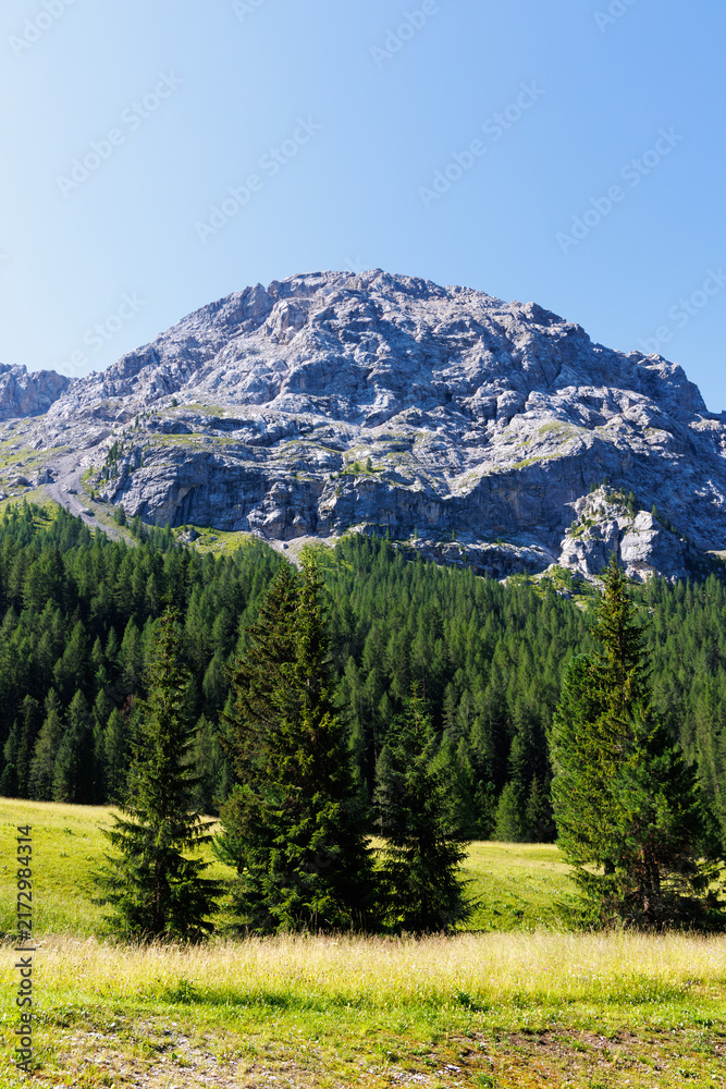 Obraz premium Hiking in Val San Nicolò - Dolomites - Italy