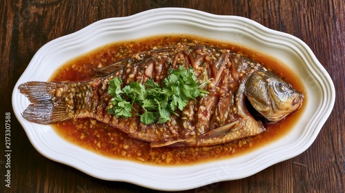 Zhejiang West Lake Vinegar Fish: Classic Hangzhou Dish, Sweet‑Sour Sauce and Traditional Cooking Features