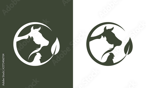 Cow Pig & Chicken farm logo
