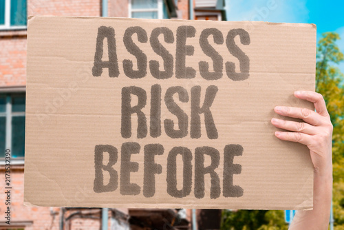 Foto "Assess risk before" Algorithmic audits prevent catastrophic failures