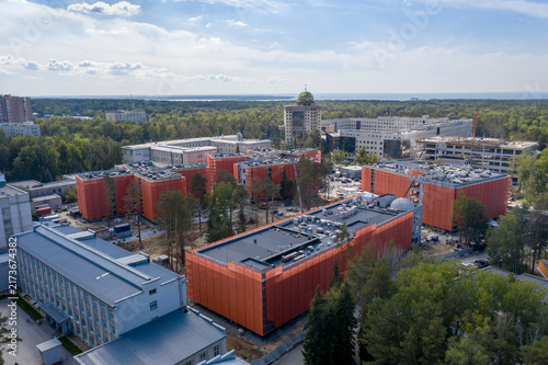 Fotografía Aerial view of Novosibirsk State University and the construction of its new buil