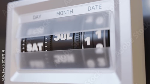 Fast Spinning Annual Calendar Display