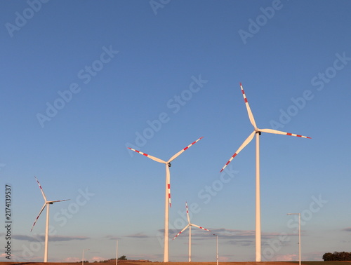 Plakat Turbine eoliche nel parco eolico